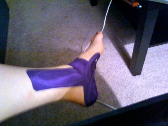 And this is how to tape up the ankle! 